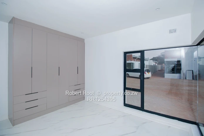 Modern townhouse living and investment opportunity  (Sole Mandate)