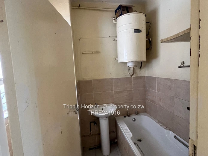 FOR SALE: Neat Bedsitter Apartment – San Marco Flat,Avenues – $38,000