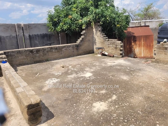 Zengeza  5 Unfished House For Sale