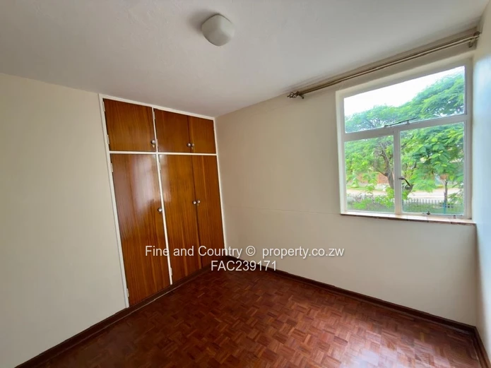 To Let: 3-Bed Flat in Ascot