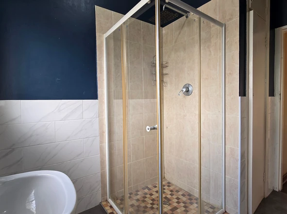 2 Bedroom Garden Flat