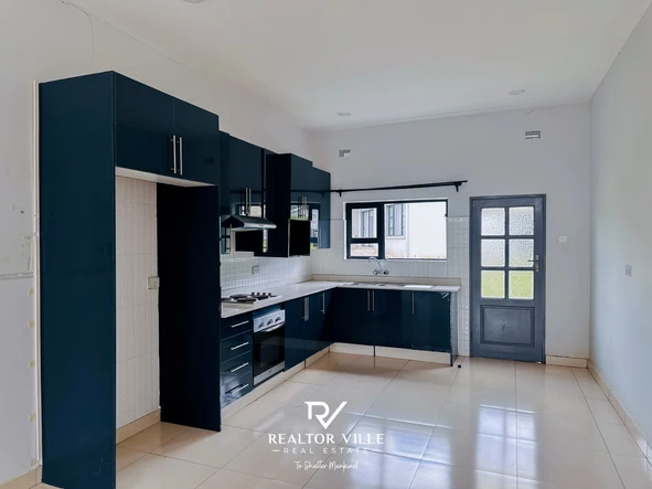 3 Bedroom Townhouse Complex