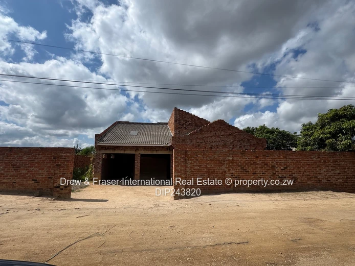 Unfinished 4-Bed House with Deed, Double Garage Zimre Park $75k (Sole Mandate)