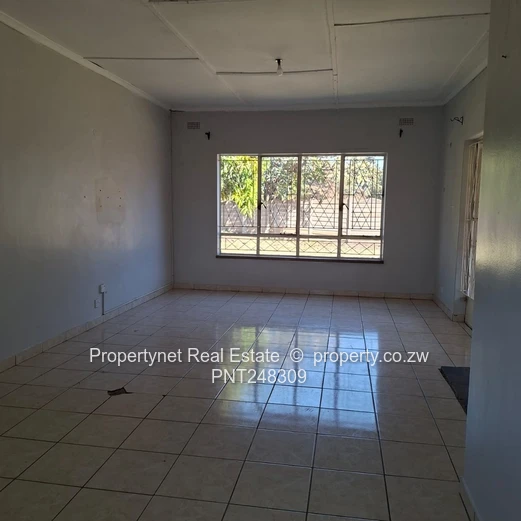 Solid neat family home!!!