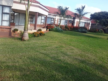 Spacious 5-Bedroom Home with Borehole in Mt Pleasant Heights