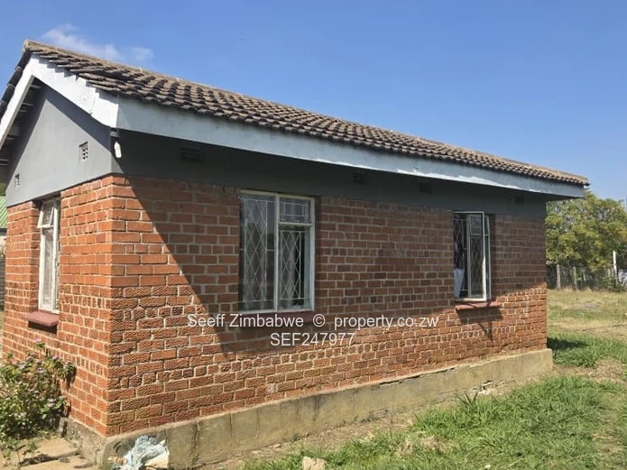 Highlands 5-Bed Family Home on 3,554 m² — Borehole