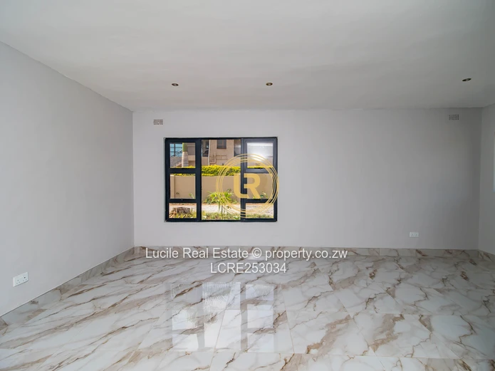 Contemporary Executive Residence in Westgate Goodhope