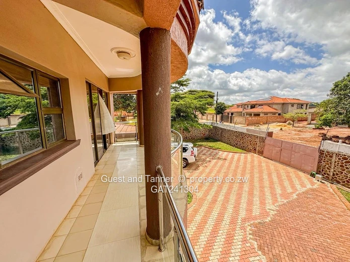 5 Bedroomed House For Sale In Gletwin Park