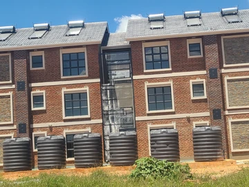 18 Bedroom Flat & Apartment