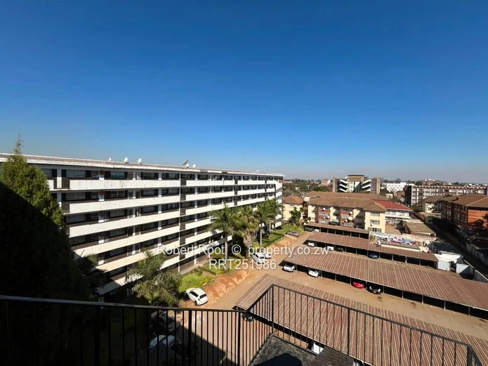 2 Bed Flat To Rent In The Avenues