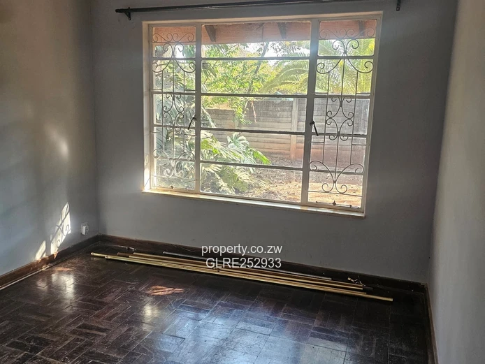 2-Bed Kamfinsa Home — Borehole, Tiled Kitchen & Yard