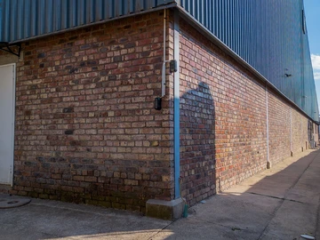 Warehouse & Factory