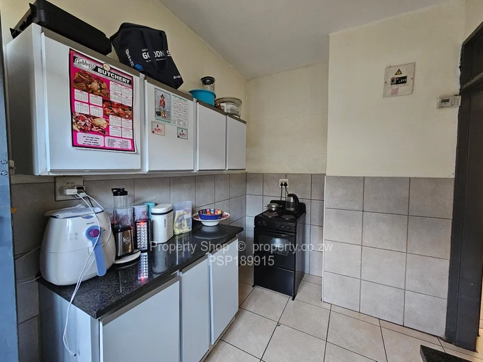 Investment Property In South Africa -Excellent return - 14 % Net Yield awaits!