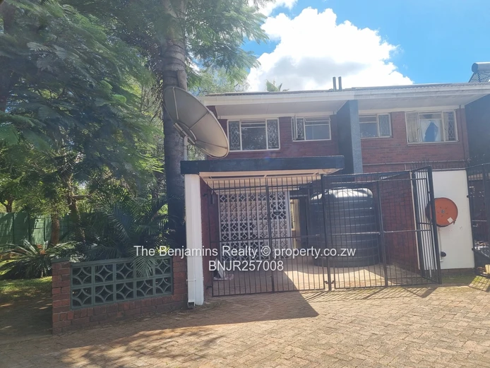 Garden Flat In Avondale