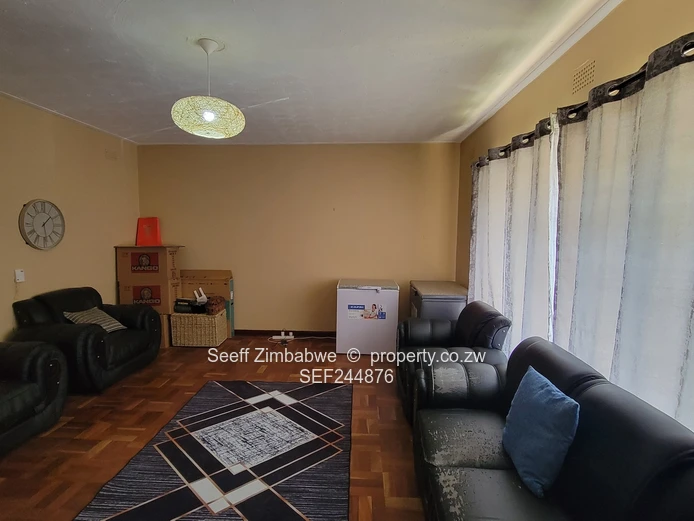 2-Bed Flat For Sale - The Avenues