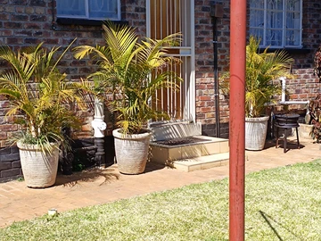 2 Bedroom Garden Flat