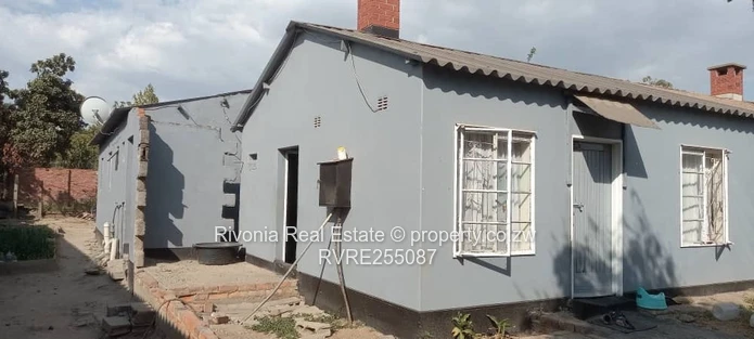 3-Bed Home in Mufakose | Municipal Water & Good ZESA