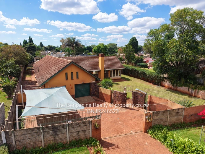 3 Bedroom Home In Hillside - For Sale