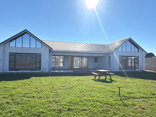 5 Bedroom House