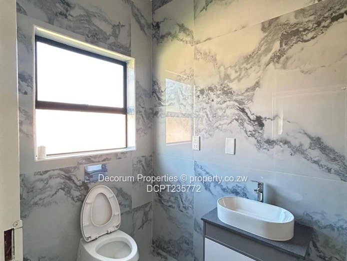 Beautiful 3 bedroom house for sale in Mandara