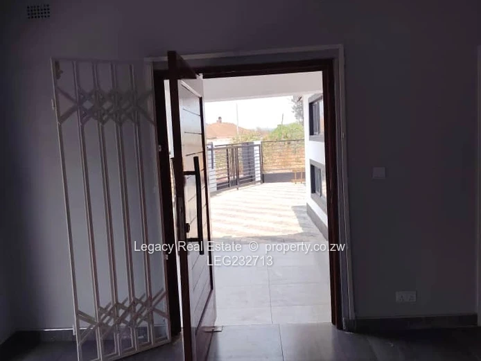  Elegant Family Home with Solar and Borehole