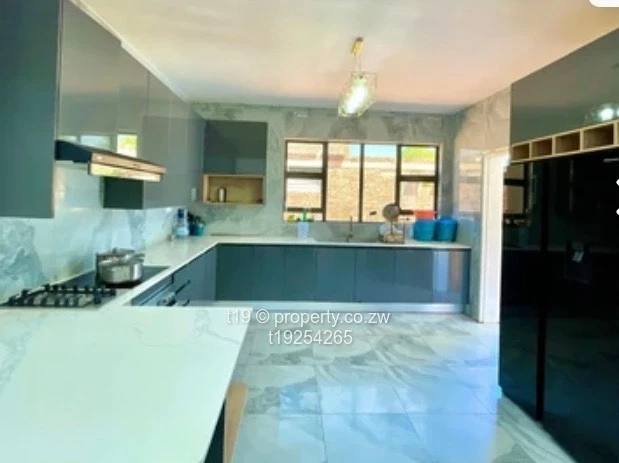 Stunning newly built 4 bedroom townhouse 