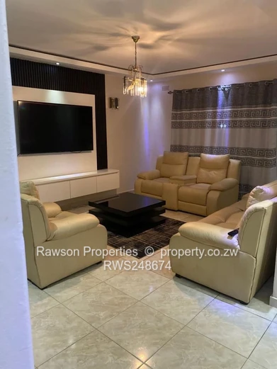 Cotswold Neat 3 Bedroom House For Sale