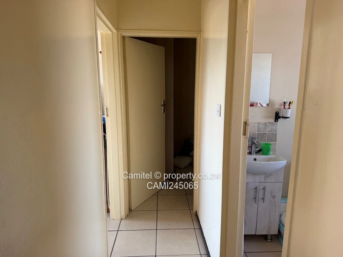 Aspindale Park 2-Bed Apt — Borehole, Parking, Near Shop on 3rd Floor  (Sole Mandate)