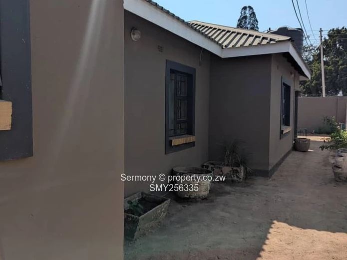 Residential House For Sale In Mainway Meadows