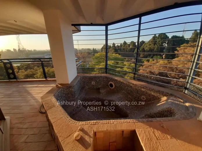 #Rich Pickings at "The Northfields Penthouses" (Sole Mandate)