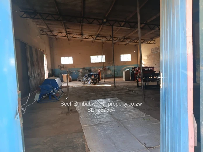 Walled Workshop & Warehouse 2325m² — Chinhoyi, Good ZESA (Sole Mandate)