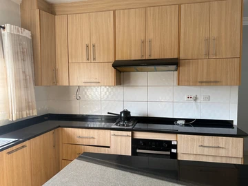3 Bedroom Garden Flat