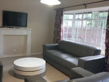 4 Bedroom Garden Flat