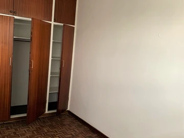 2 Bedroom Flat & Apartment