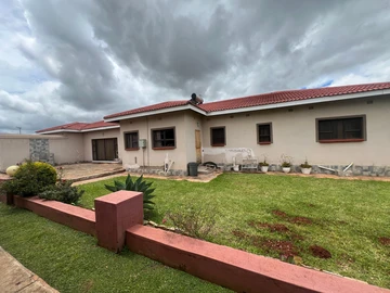 3 Bedroom Garden Flat