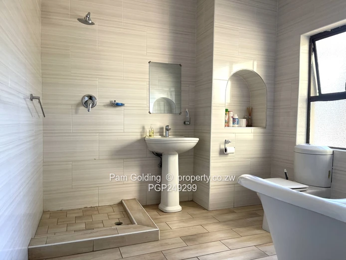 Luxurious Residence In Borrowdale (Sole Mandate)