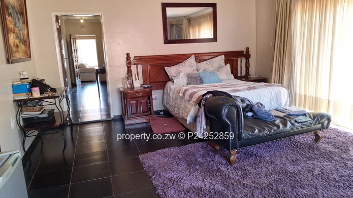 Helensvale, Off Domboshava Road 395K