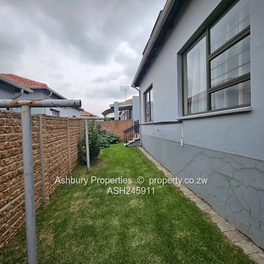 Fancy A Foreign Modern Cluster Investment Gated Estate in Johannesburg (Sole Mandate)