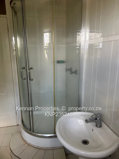 Spacious Home in Mt Pleasant Heights (Sole Mandate)