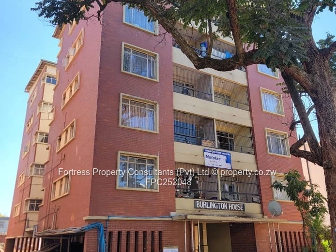 Sunlit 2-Bed Flat in Avenues CBD — Borehole (Sole Mandate)