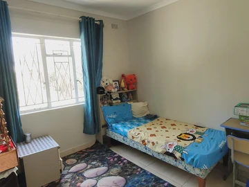 3 Bedroom Garden Flat