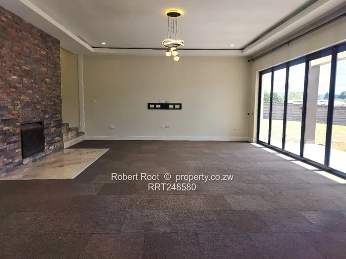 Luxury Home To Rent – Helensvale