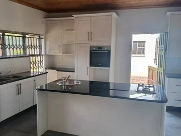 3 Bedroom Garden Flat