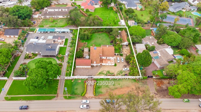 Main Road Frontage Churchill Ave-Commercial Possibilities!