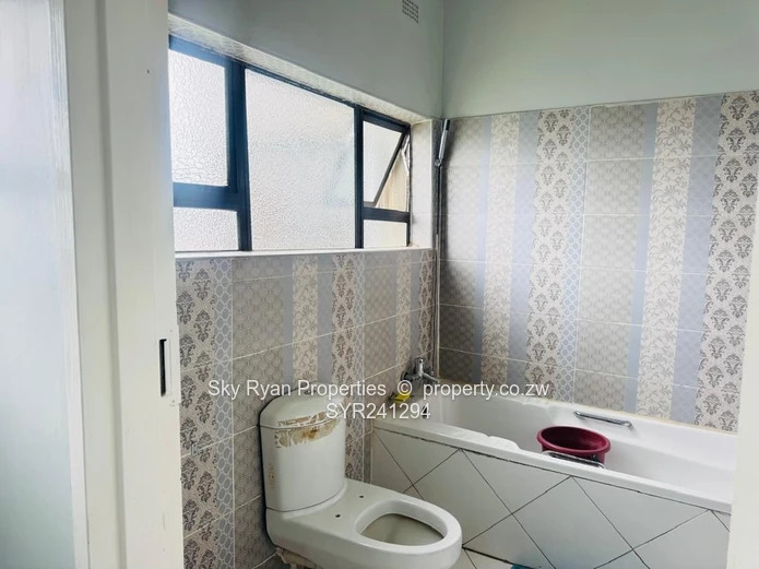 Avondale West Double Storey For Sale 