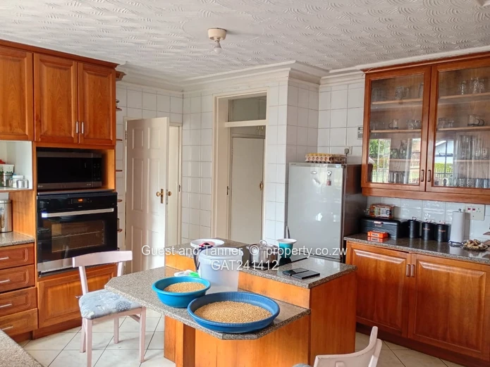 4-Bedroom House For Sale In Helensvale