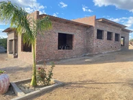 Incomplete 4-Bedroom House in Sunninghill-Spacious Yard and Beautiful Garden! 