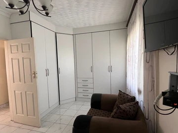2 Bedroom Cottage