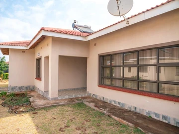 3 Bedroom Flat & Apartment