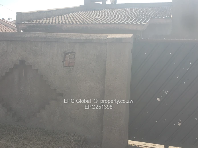 Solid Family house for sale 